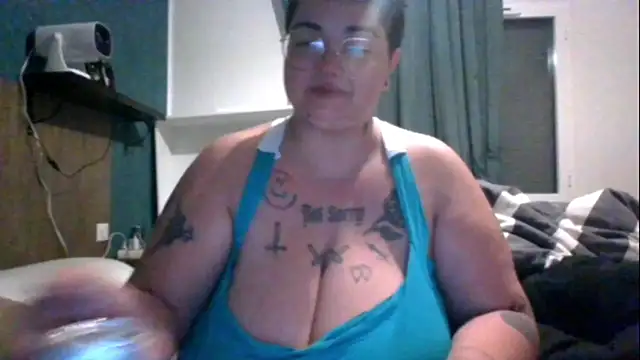 Snapshot of PirateXL chatting on 03/29/26, 11:05 PirateXL online show from 03/29/26, 11:05