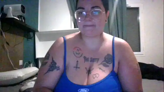 Snapshot of PirateXL chatting on 03/30/26, 11:06 PirateXL online show from 03/30/26, 11:06