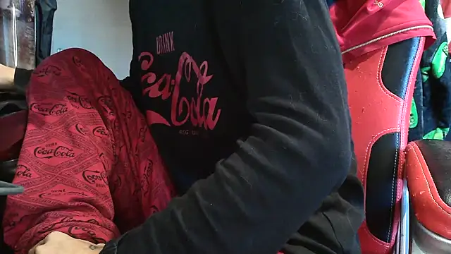 Snapshot of my_lord_28 chatting on 09/28/25, 04:12 my lord 28 online show from 09/28/25, 04:12