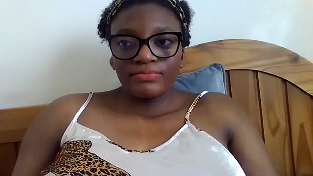 SexyGemBeautyX online show from 09/08/25, 05:45