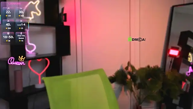 Snapshot of mila_glow1 chatting on 01/17/26, 06:18 mila glow1 online show from 01/17/26, 06:18