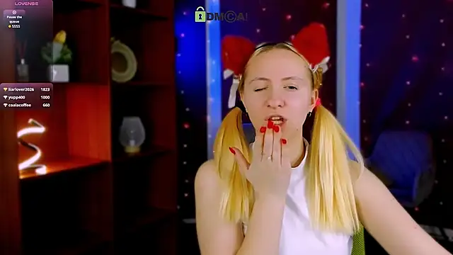 Snapshot of mila_glow1 chatting on 03/02/26, 05:08 mila glow1 online show from 03/02/26, 05:08