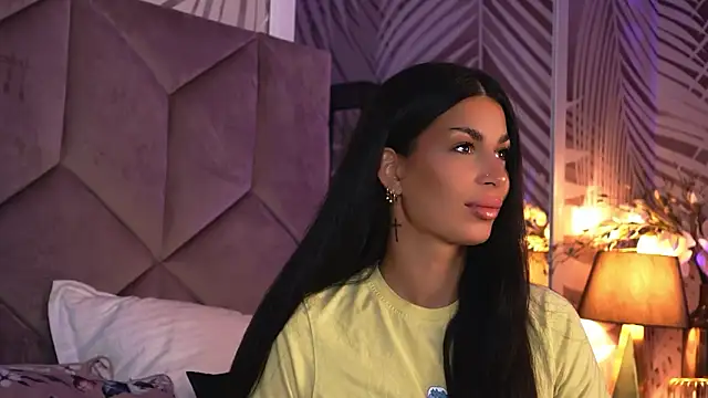 Snapshot of EvaRhea chatting on 03/05/26, 03:57 EvaRhea online show from 03/05/26, 03:57