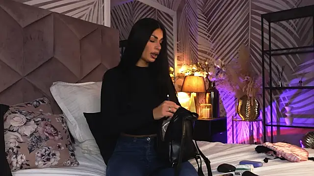 Snapshot of EvaRhea chatting on 04/02/26, 03:04 EvaRhea online show from 04/02/26, 03:04