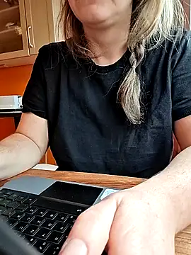 Horny mummy online show from 02/25/26, 08:13