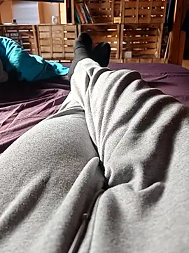 Horny mummy online show from 04/18/26, 03:49