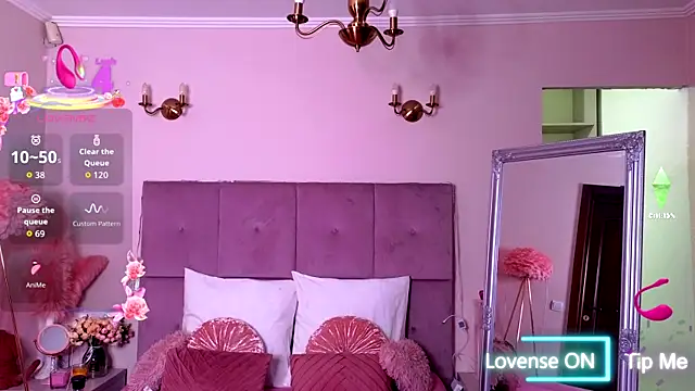 Nicole Bond online show from 01/09/26, 04:04