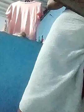 Snapshot of Srsexy18cm chatting on 11/06/25, 10:38 Srsexy18cm online show from 11/06/25, 10:38