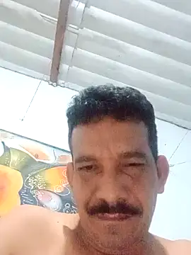 Snapshot of Srsexy18cm chatting on 11/30/25, 09:35 Srsexy18cm online show from 11/30/25, 09:35