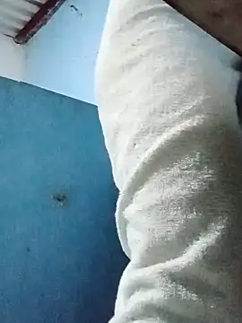 Snapshot of Srsexy18cm chatting on 03/08/26, 11:36 Srsexy18cm online show from 03/08/26, 11:36