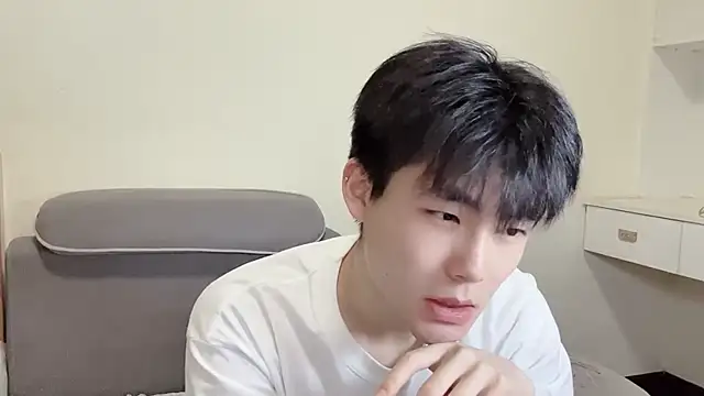 xiaoyang5200 online show from 12/04/25, 03:10