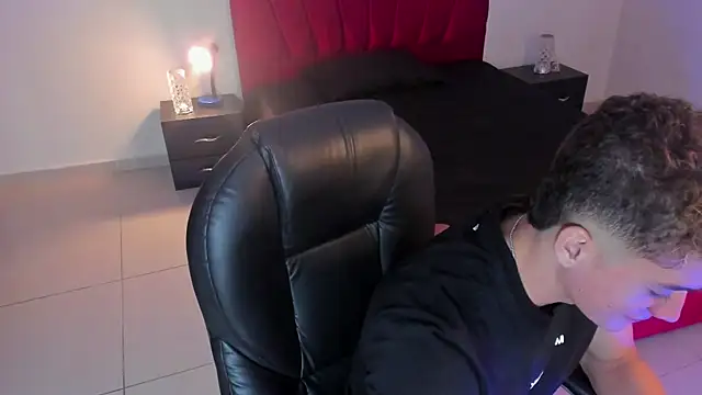 paull george online show from 09/19/25, 01:34