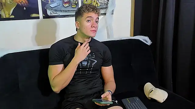 paull george online show from 10/18/25, 05:32