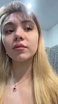 Snapshot of LunaMillie chatting on 12/22/25, 10:56 LunaMillie online show from 12/22/25, 10:56