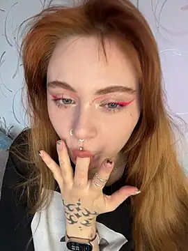 Snapshot of LunaMillie chatting on 02/28/26, 10:16 LunaMillie online show from 02/28/26, 10:16