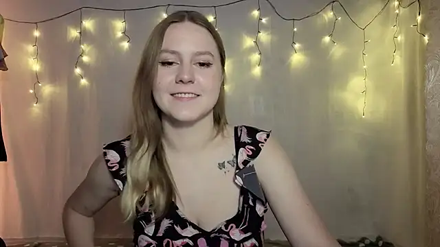 Snapshot of ShyMistery chatting on 12/04/25, 08:28 ShyMistery online show from 12/04/25, 08:28