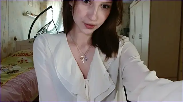 RuxaShade online show from 03/28/26, 01:43