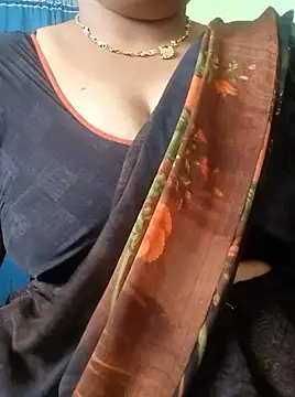 Snapshot of Geetha227 chatting on 09/12/25, 05:18 Geetha227 online show from 09/12/25, 05:18