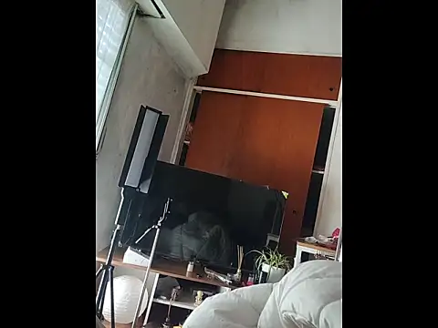 Snapshot of Jess_tattoo11 chatting on 11/22/25, 06:29 Jess tattoo11 online show from 11/22/25, 06:29