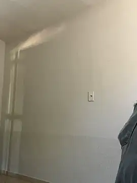 Bandidasexy22 online show from 10/29/25, 12:29