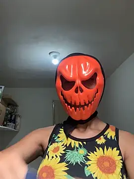 Snapshot of Bandidasexy22 chatting on 10/31/25, 12:17 Bandidasexy22 online show from 10/31/25, 12:17