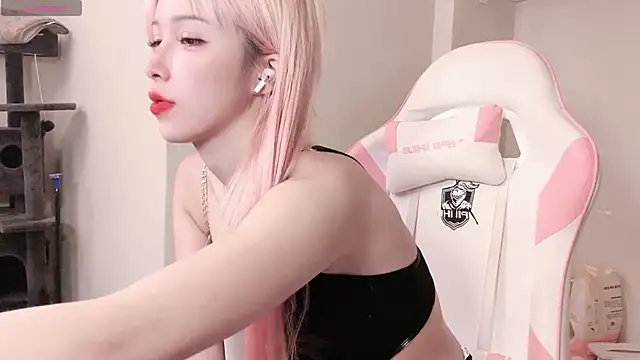 Snapshot of jiajia_0902 chatting on 04/13/26, 02:55 jiajia 0902 online show from 04/13/26, 02:55