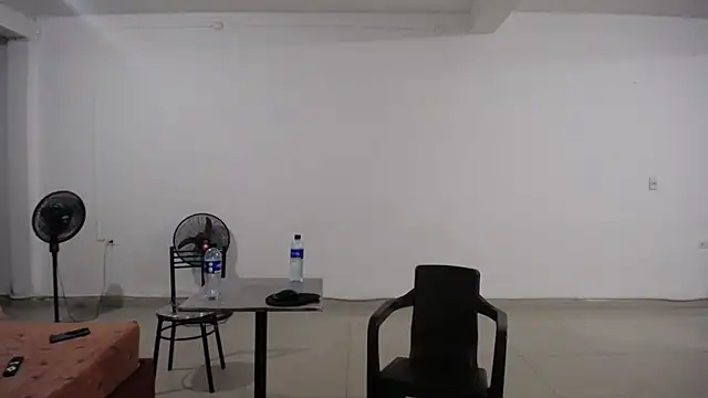 yohacriss online show from 10/28/25, 05:44