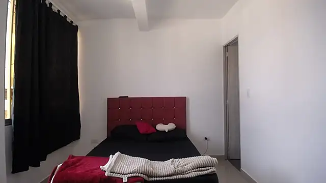 yohacriss online show from 11/19/25, 03:34