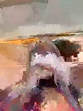 lola bn online show from 09/24/25, 12:19