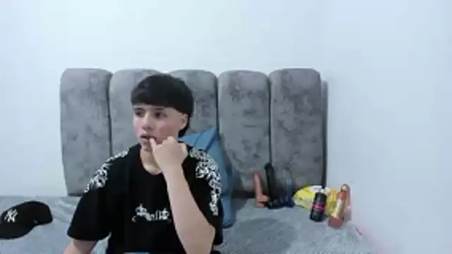 Bruno Cruzz online show from 03/25/26, 03:23