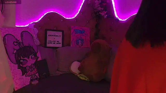 sophiievv online show from 11/17/25, 07:08