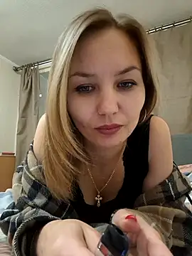 Snapshot of VeroLoverx chatting on 09/27/25, 09:20 VeroLoverx online show from 09/27/25, 09:20