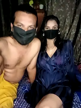 Snapshot of Ken_And_Barbie chatting on 10/13/25, 05:57 Ken And Barbie online show from 10/13/25, 05:57