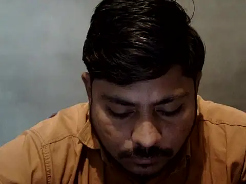 Snapshot of Ajmersingh335512 chatting on 11/21/25, 11:42 Ajmersingh335512 online show from 11/21/25, 11:42