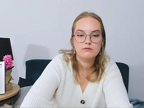 AliceCrazy69 online show from 09/16/25, 03:35