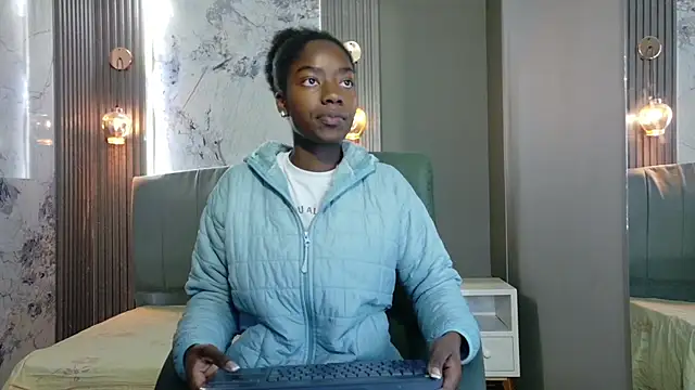 katia green1 online show from 10/02/25, 11:39