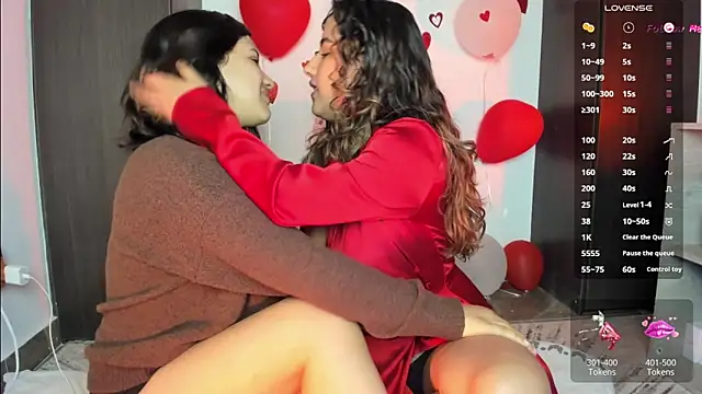 Snapshot of _Sara_london_ chatting on 03/09/26, 01:31 Sara london online show from 03/09/26, 01:31