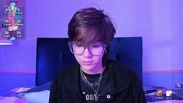 Tsuki Maru online show from 03/08/26, 09:18