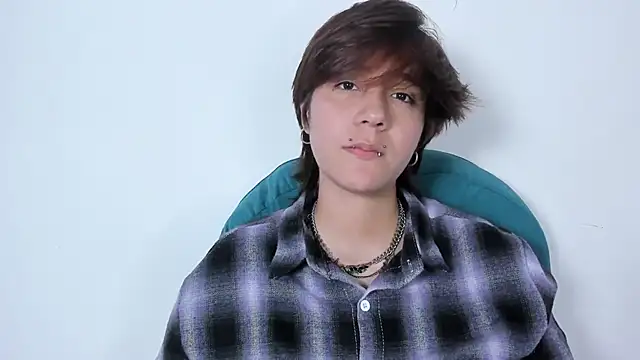 Tsuki Maru online show from 04/06/26, 07:04