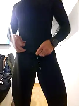 Snapshot of Latinfogoso84 chatting on 11/23/25, 07:46 Latinfogoso84 online show from 11/23/25, 07:46