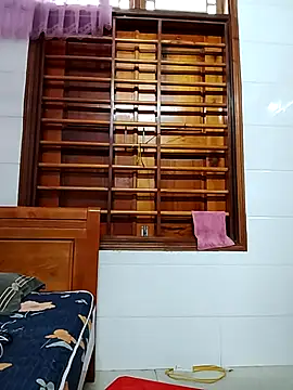 MaryyLy online show from 11/08/25, 12:11