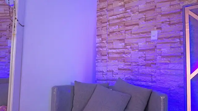 Snapshot of _valeria_saenz_ chatting on 02/07/26, 08:56 valeria saenz online show from 02/07/26, 08:56