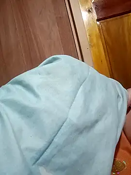 ningchun20 online show from 10/25/25, 05:08