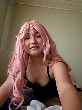 Snapshot of Hellenlin chatting on 09/19/25, 04:40 Hellenlin online show from 09/19/25, 04:40