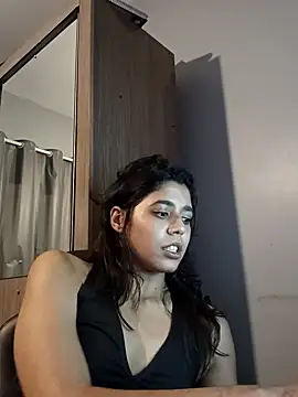 Maricamposs online show from 11/03/25, 07:37