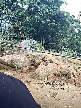 Snapshot of ALIENHR38 chatting on 12/23/25, 01:36 ALIENHR38 online show from 12/23/25, 01:36