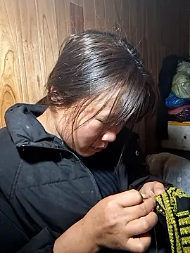 Snapshot of ALIENHR38 chatting on 01/07/26, 02:25 ALIENHR38 online show from 01/07/26, 02:25