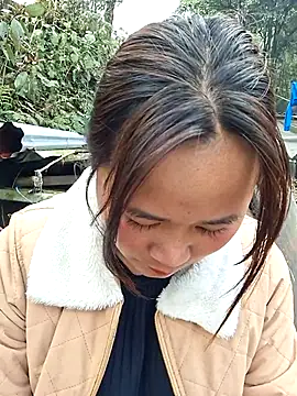 Snapshot of ALIENHR38 chatting on 02/13/26, 02:51 ALIENHR38 online show from 02/13/26, 02:51