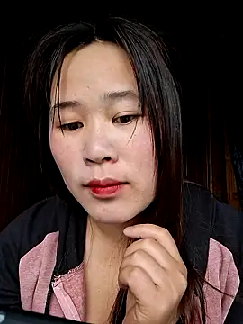 Snapshot of ALIENHR38 chatting on 03/11/26, 01:11 ALIENHR38 online show from 03/11/26, 01:11