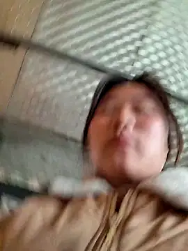 Snapshot of ALIENHR38 chatting on 03/16/26, 01:55 ALIENHR38 online show from 03/16/26, 01:55